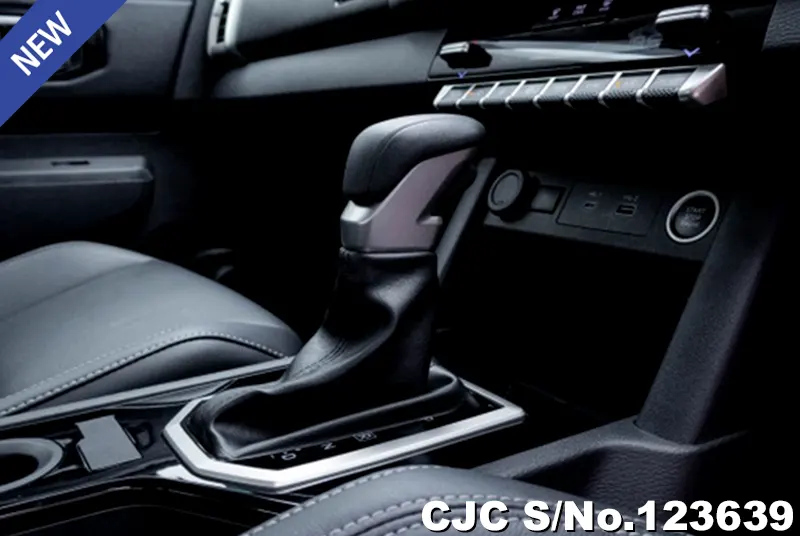 Mitsubishi Triton in Gray for Sale Image 9