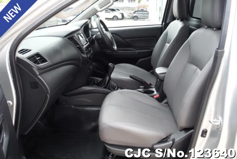 Mitsubishi Triton in Silver for Sale Image 8