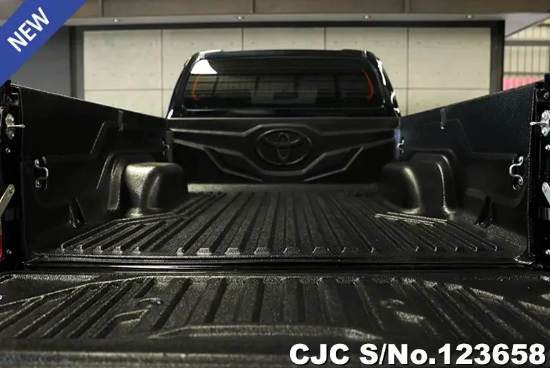 Toyota Hilux in Black for Sale Image 4