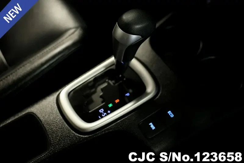 Toyota Hilux in Black for Sale Image 11