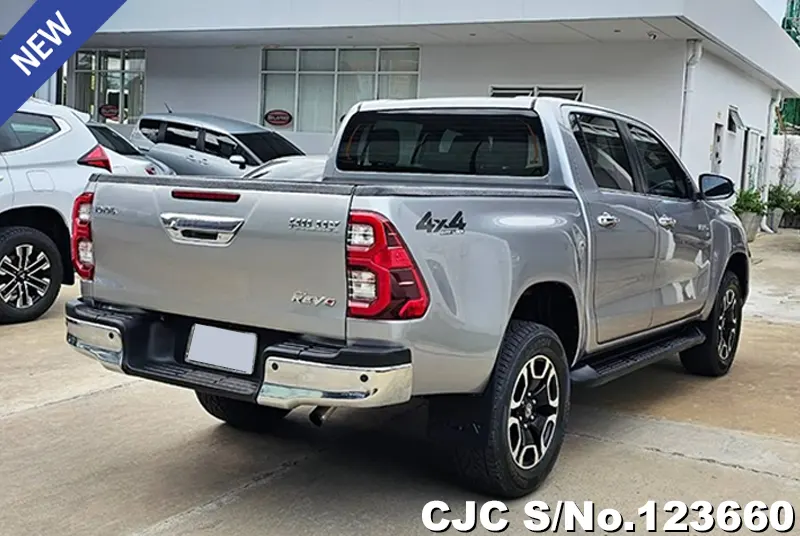 Toyota Hilux in Silver for Sale Image 1