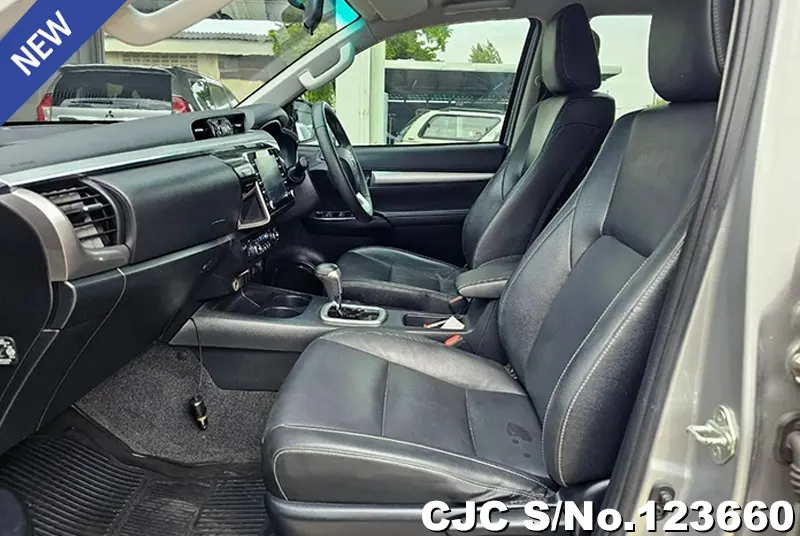 Toyota Hilux in Silver for Sale Image 6