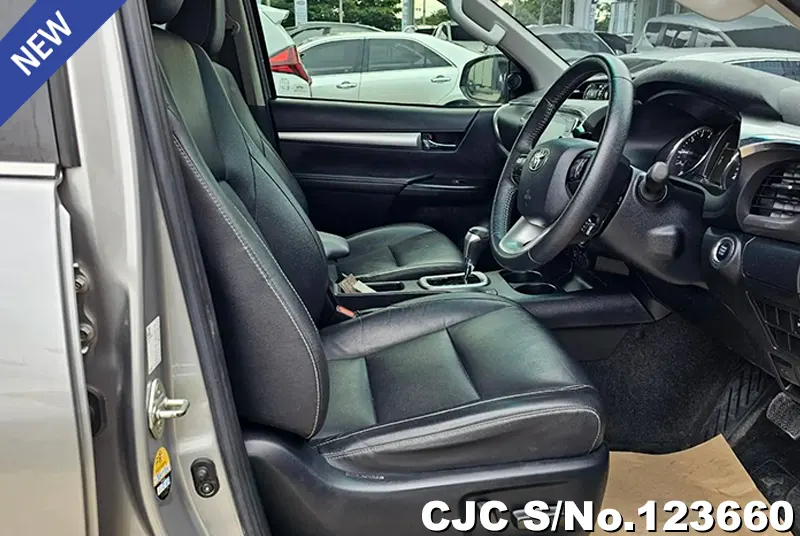 Toyota Hilux in Silver for Sale Image 9