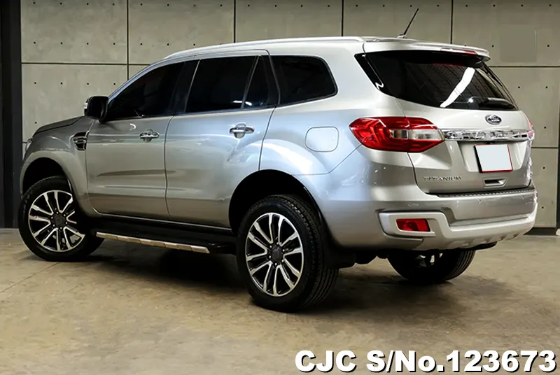 Ford Everest in Silver for Sale Image 1