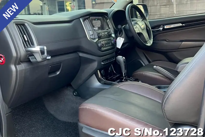 Chevrolet Colorado in Gray for Sale Image 5