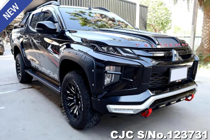 Mitsubishi / Triton 2023