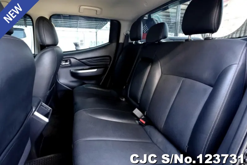 Mitsubishi Triton in Black for Sale Image 7