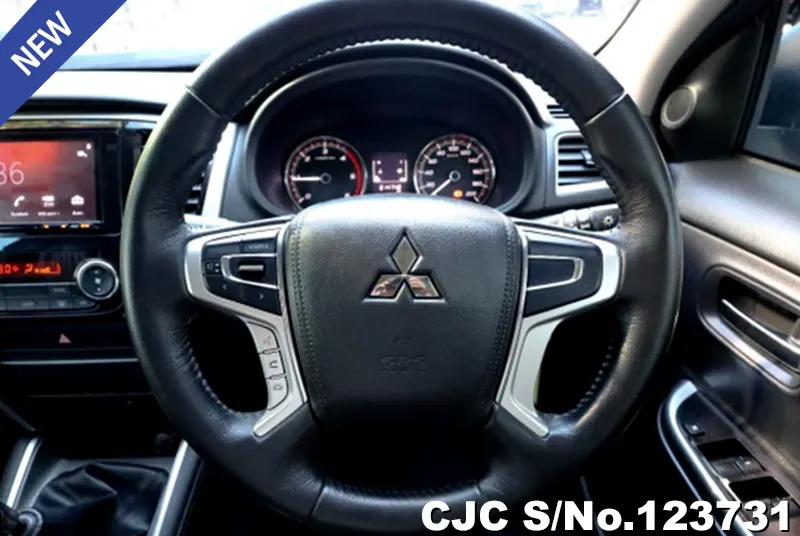 Mitsubishi Triton in Black for Sale Image 8
