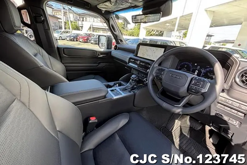 Toyota Land Cruiser 250 in Black for Sale Image 11