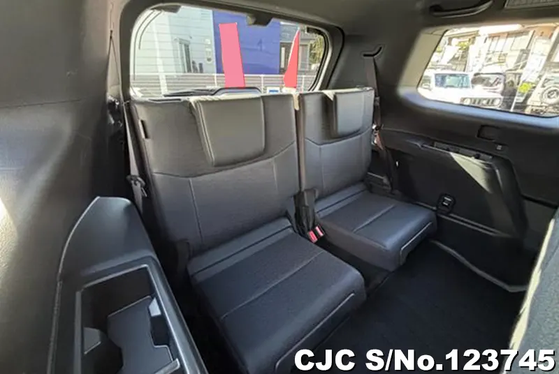 Toyota Land Cruiser 250 in Black for Sale Image 13