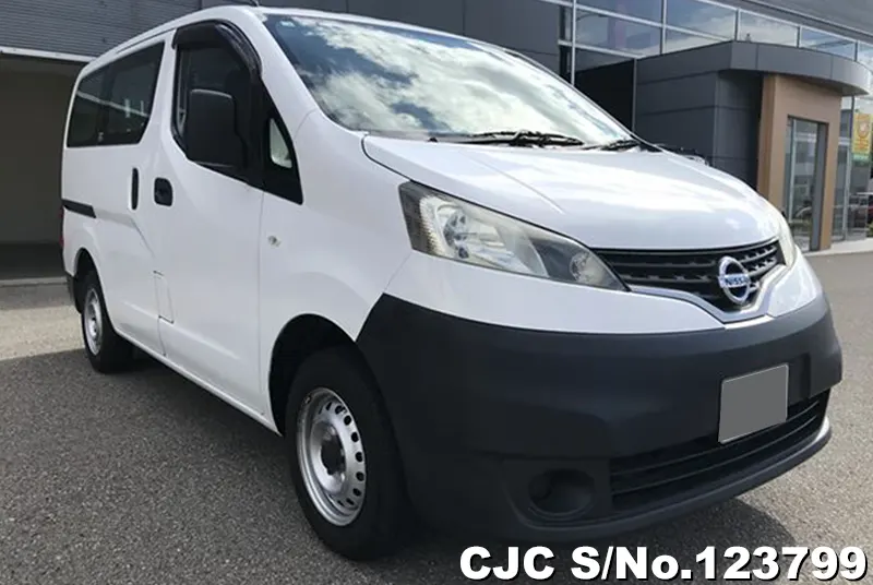 Nissan / NV200 2016