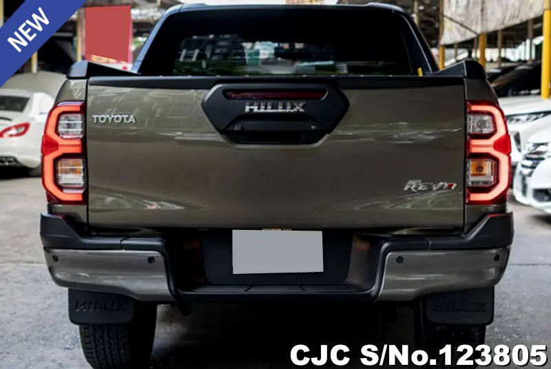 Toyota Hilux in Oxide Bronze Metallic for Sale Image 5