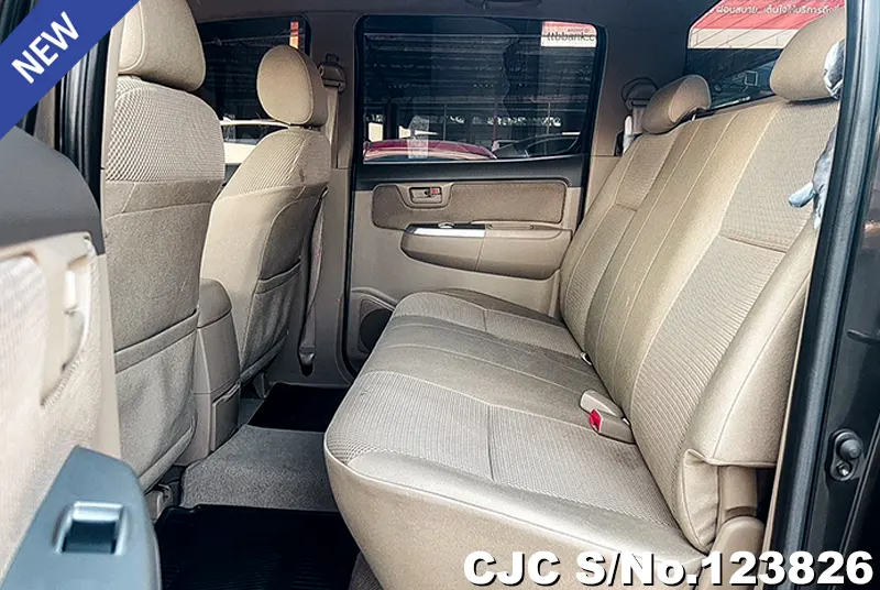 Toyota Hilux in Black for Sale Image 10