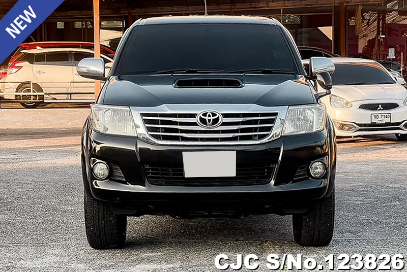 Toyota Hilux in Black for Sale Image 2