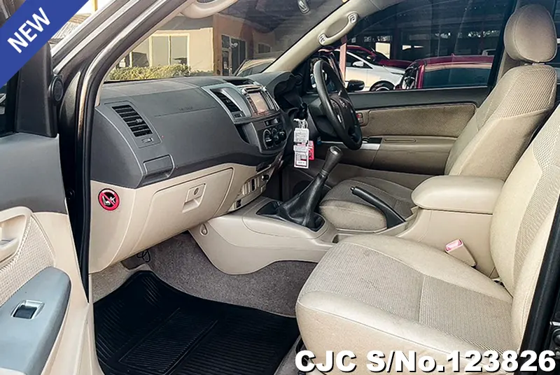 Toyota Hilux in Black for Sale Image 8