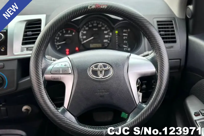 Toyota Hilux in Silver for Sale Image 15
