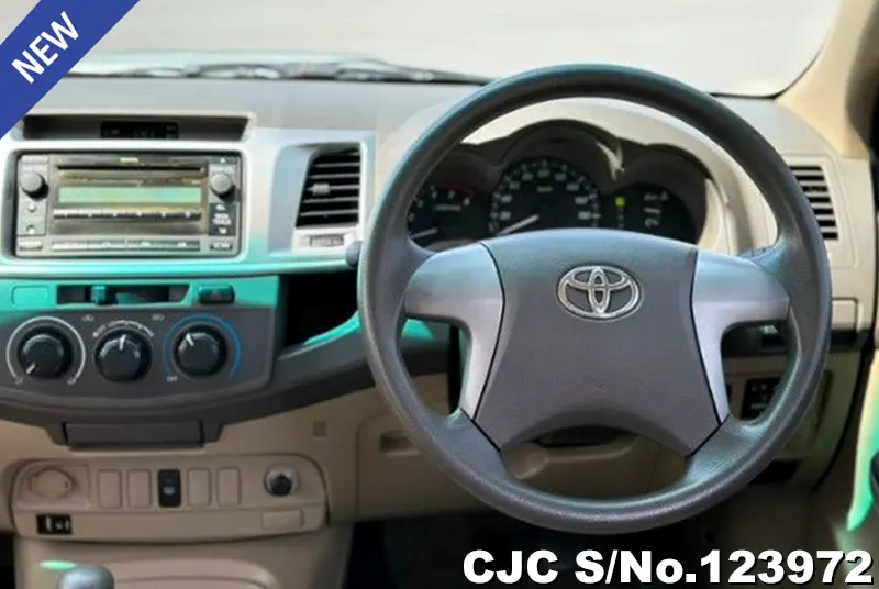 Toyota Hilux in Silver for Sale Image 12