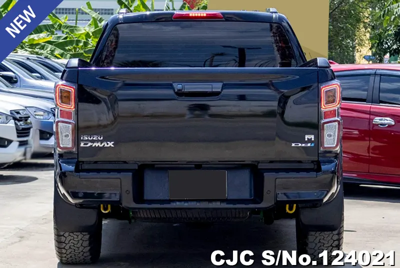 Isuzu D-Max in Black for Sale Image 5