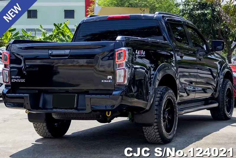 Isuzu D-Max in Black for Sale Image 2