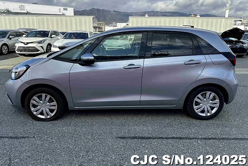 Honda Fit in Silver for Sale Image 7