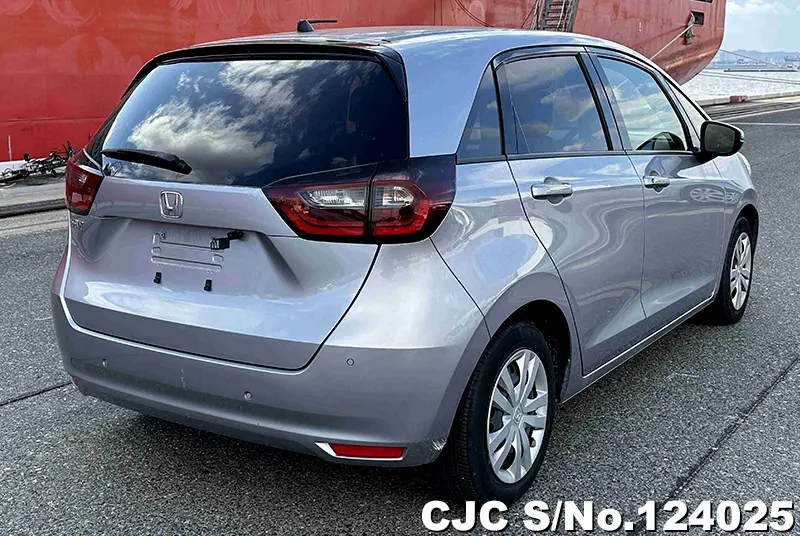 Honda Fit in Silver for Sale Image 2