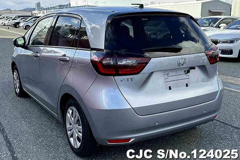 Honda Fit in Silver for Sale Image 1