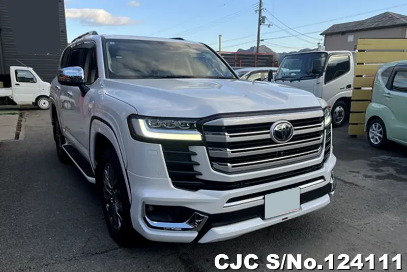 Toyota / Land Cruiser 2023