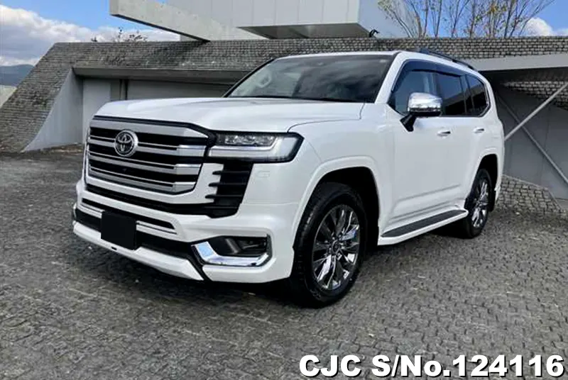 Toyota / Land Cruiser 2023