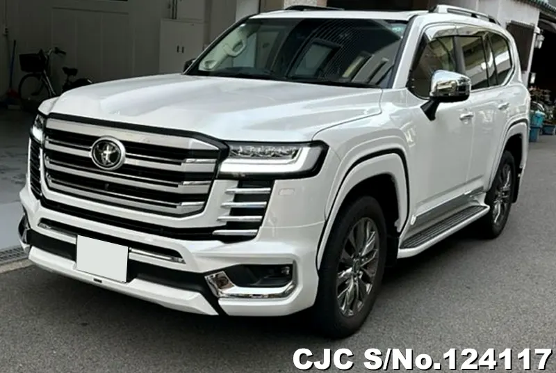 Toyota / Land Cruiser 2023