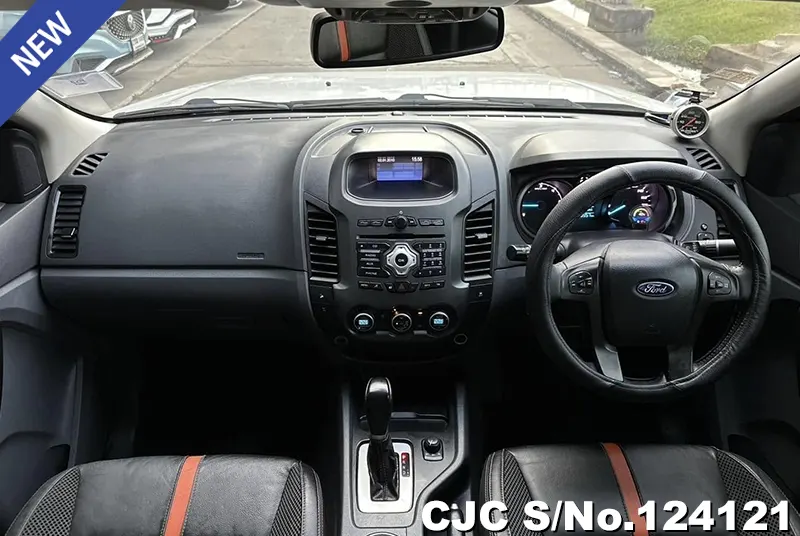 Ford Ranger in White for Sale Image 7
