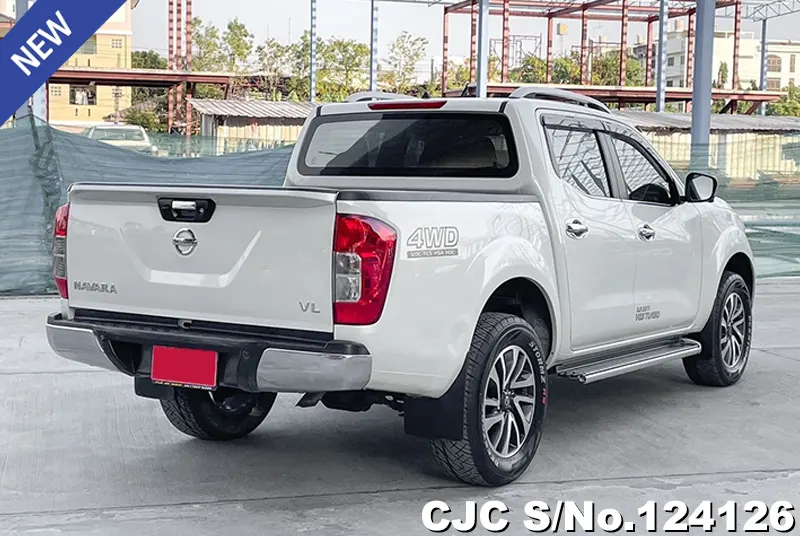 Nissan Navara in White for Sale Image 2