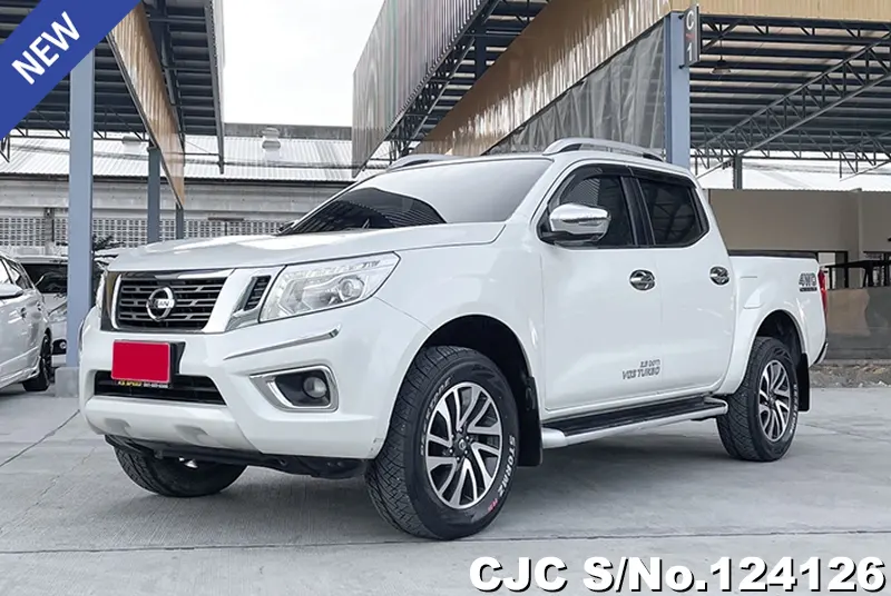 Nissan Navara in White for Sale Image 3