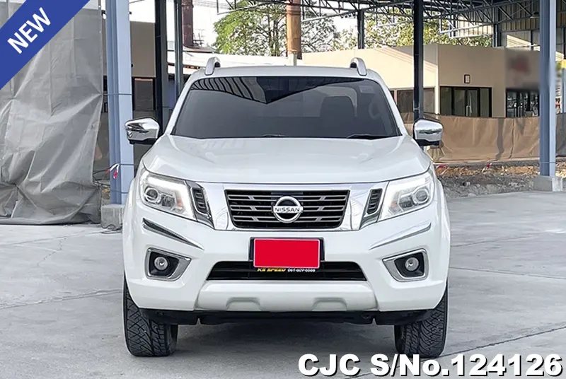 Nissan Navara in White for Sale Image 4