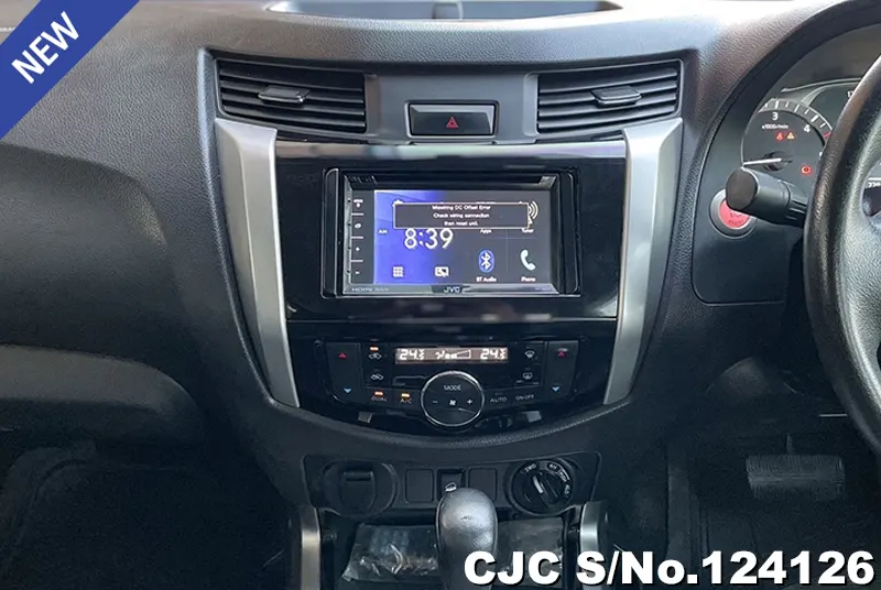 Nissan Navara in White for Sale Image 9