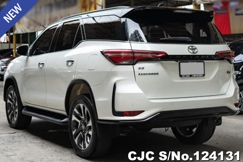Toyota Fortuner in White for Sale Image 1