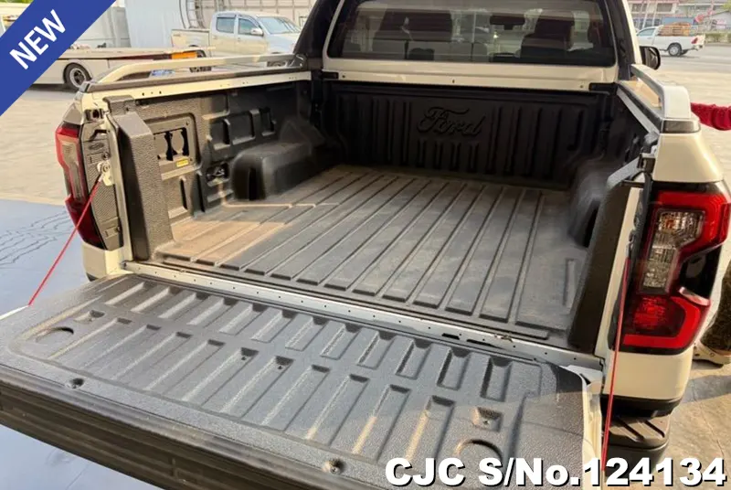Ford Ranger in White for Sale Image 6