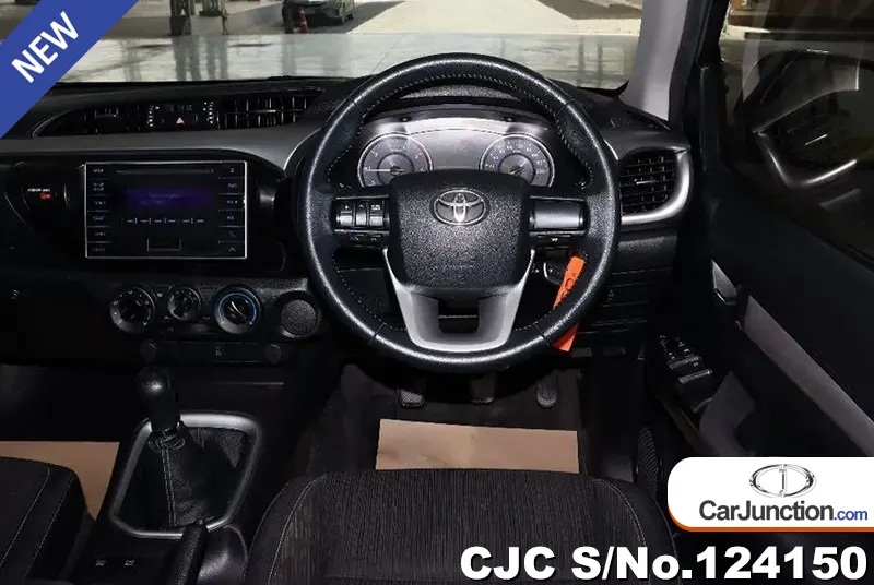 Toyota Hilux in Gray for Sale Image 9