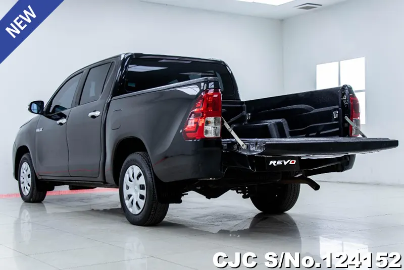 Toyota Hilux in Black for Sale Image 4