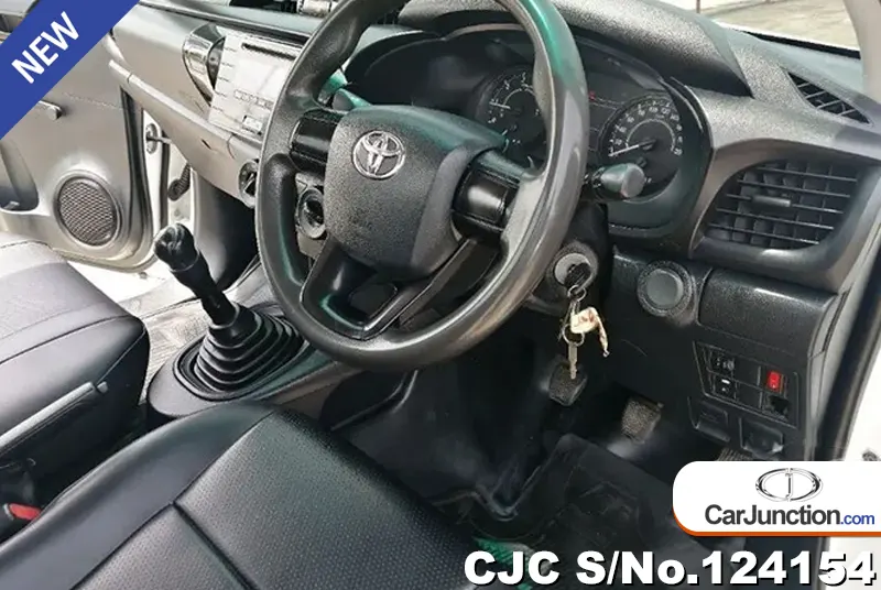 Toyota Hilux in White for Sale Image 5