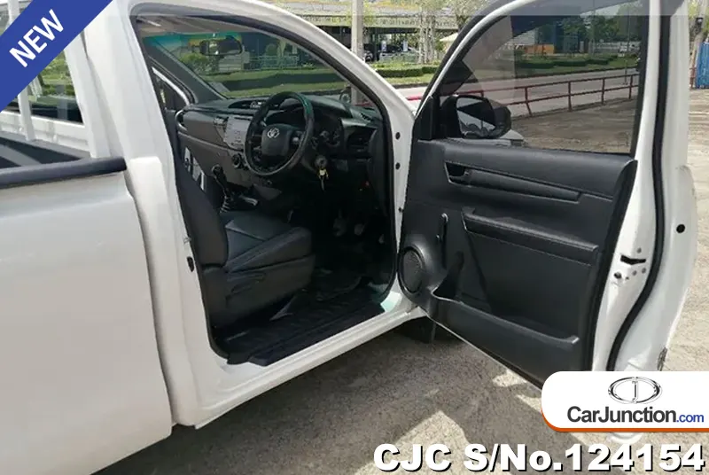 Toyota Hilux in White for Sale Image 7