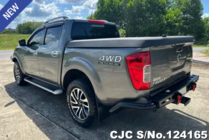 Nissan Navara in Gray for Sale Image 1