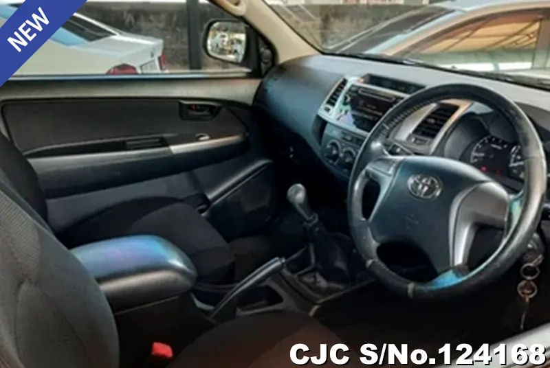 Toyota Hilux in Silver for Sale Image 9