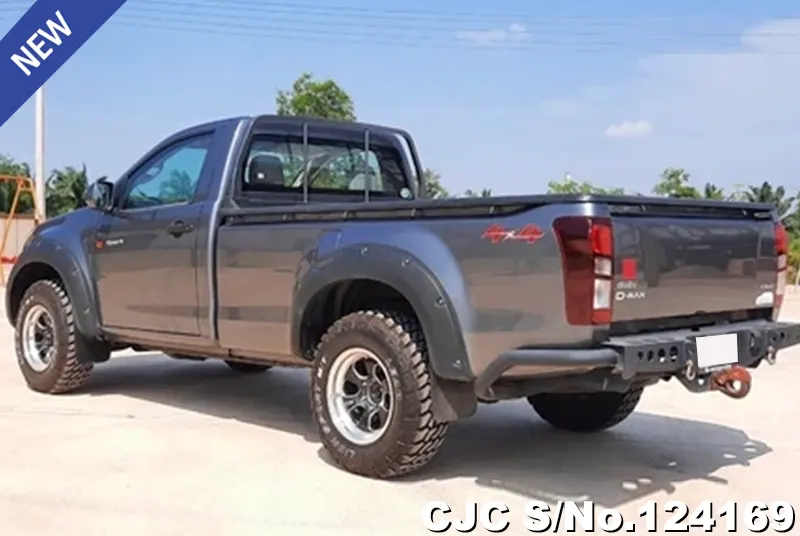 Isuzu D-Max in Gray for Sale Image 1