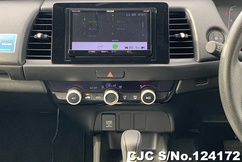 Honda Fit in Silver for Sale Image 12