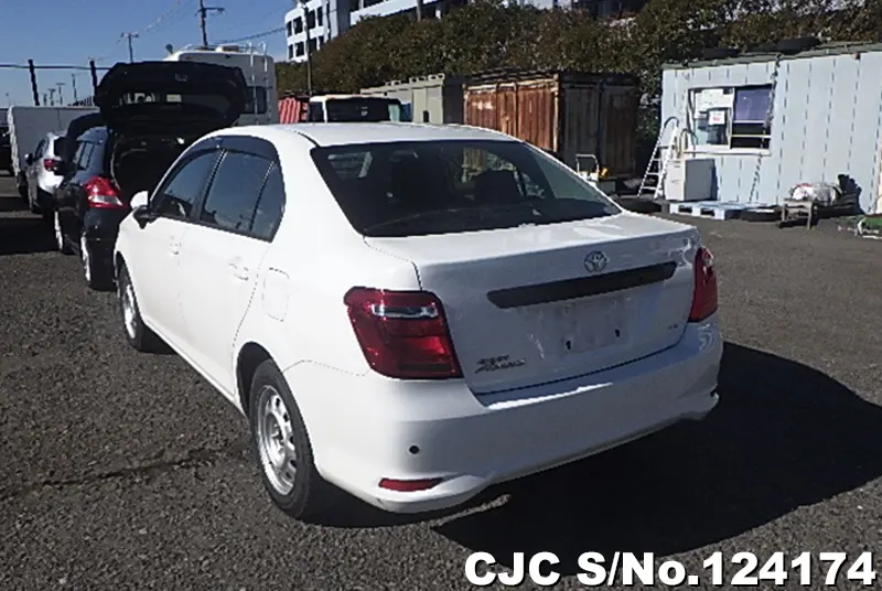 Toyota Corolla Axio in White for Sale Image 1