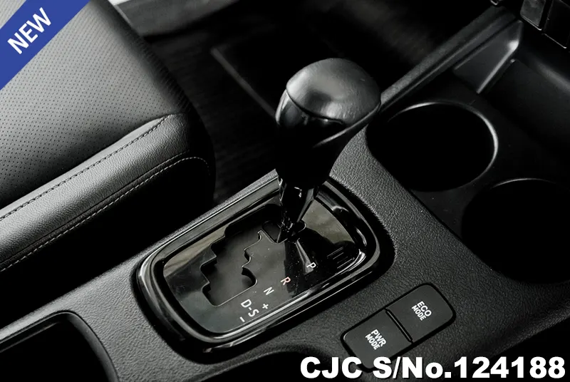 Toyota Hilux in Black for Sale Image 14