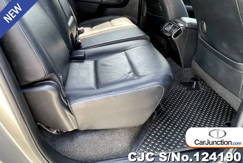 Toyota Hilux in Silver for Sale Image 11