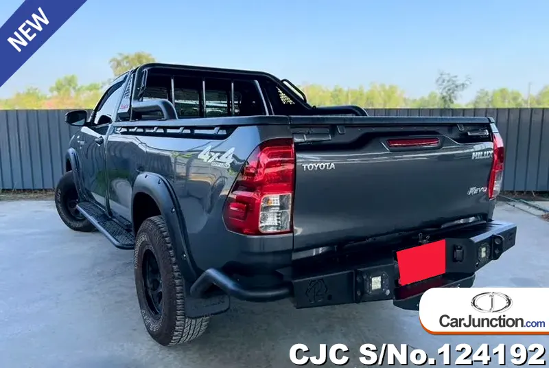 Toyota Hilux in Gray for Sale Image 1
