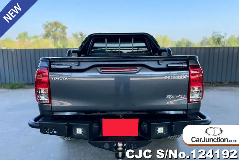 Toyota Hilux in Gray for Sale Image 5