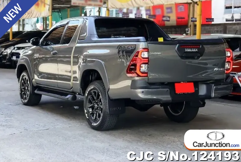 Toyota Hilux in Oxide Bronze Metallic for Sale Image 1